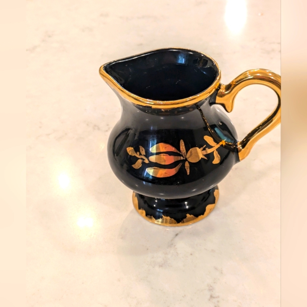 Creamer 4" H